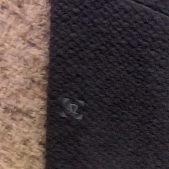 Lululemon At Ease Jogger - Mens large - Picture 4 of 5